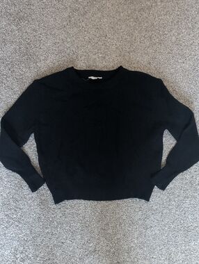 Elodie Black Ribbed Crewneck Sweater